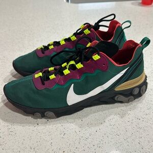 Nike men’s running shoes